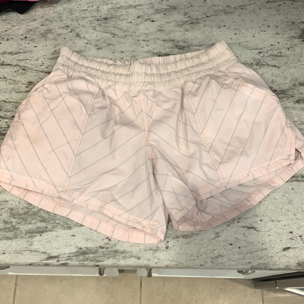 Size 8 Lululemon sport workout gym athletic shorts